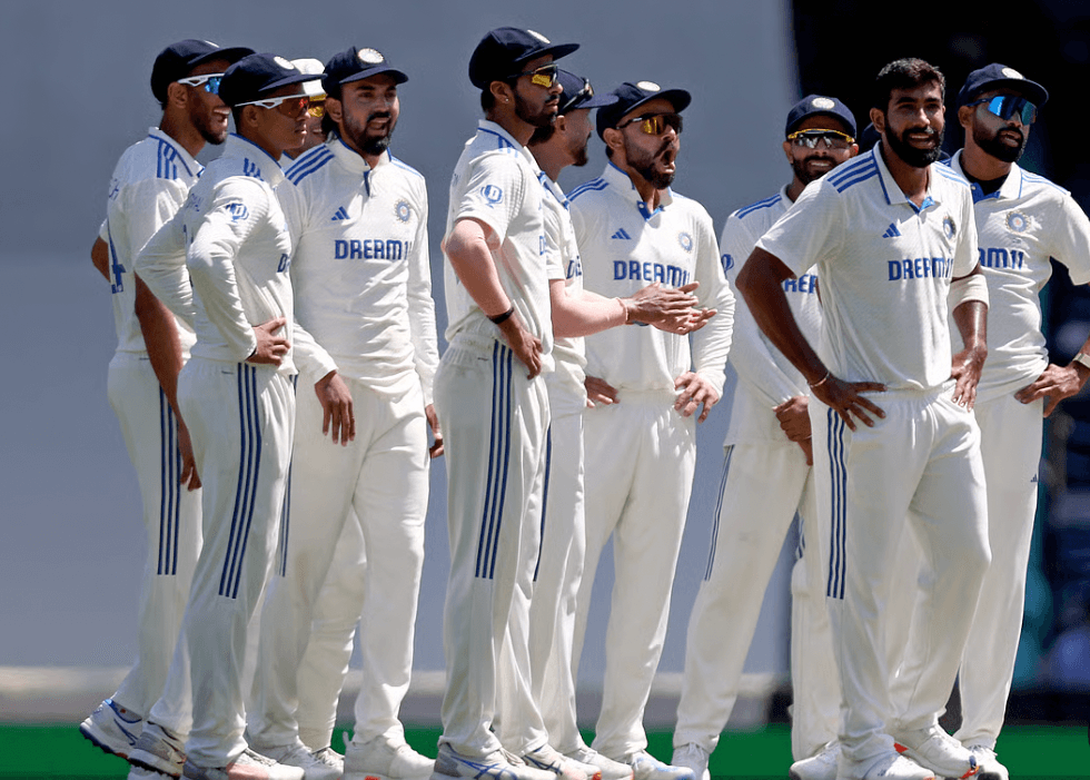 Why Test Cricket Players Are Choosing Custom Helmets and Modern Gear