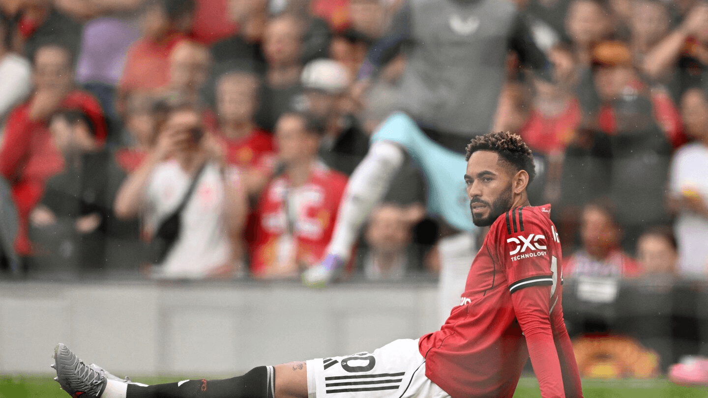 Manchester United Striker Matheus Cunha Suffers Injury Against Burnley